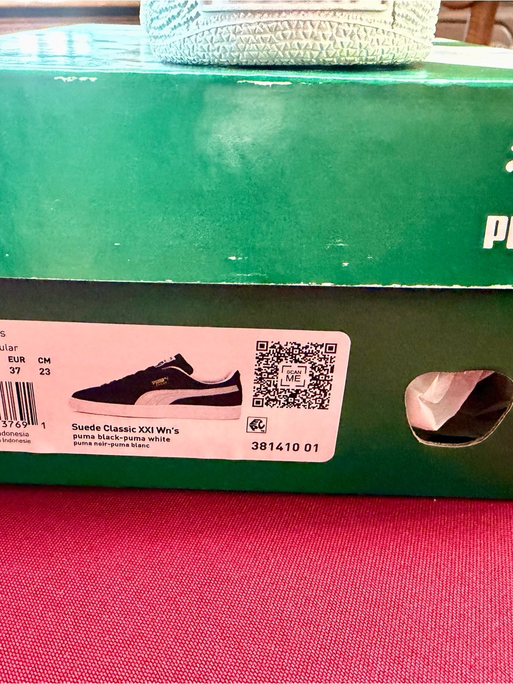 PUMA Suede Classic XXI Women’s Size 6.5 Black White Sneakers (New Never Worn) - Picture 6 of 6